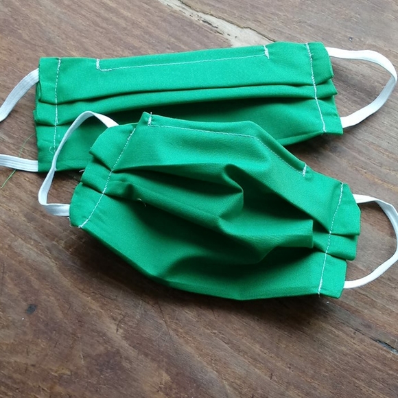 Age (2-5) yr old Child - Picture 1 of 2